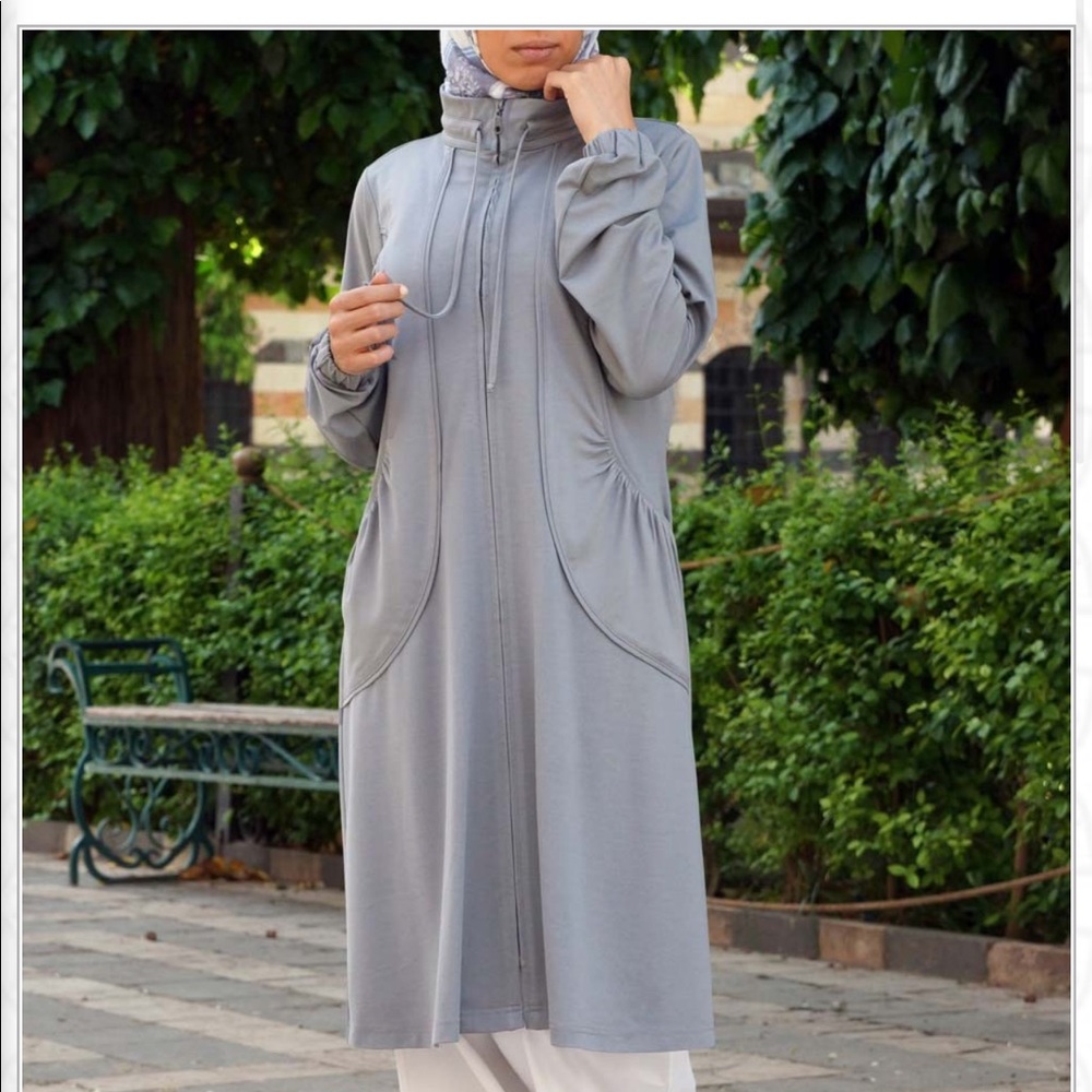 Shukr performance tunic